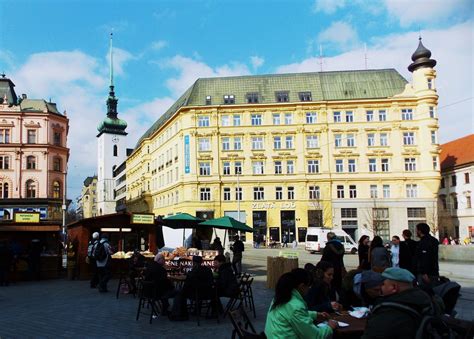 RESTAURACE ZLATÁ LOĎ